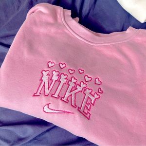 COPY - ❤️ valentines Nike logo embroidered crewneck ❤️